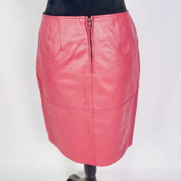 🚫SOLD🚫Pink Leather Skirt - Picture 2 of 3